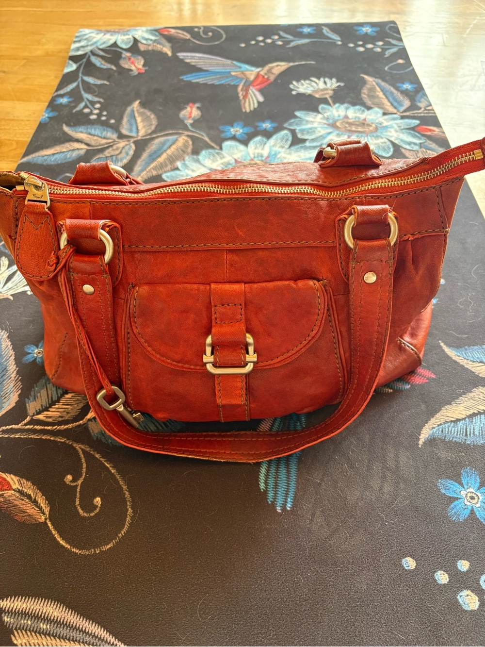 Fossil Red/orange-ish Leather Shoulder Bag with Front Buckle Pocket Vintage